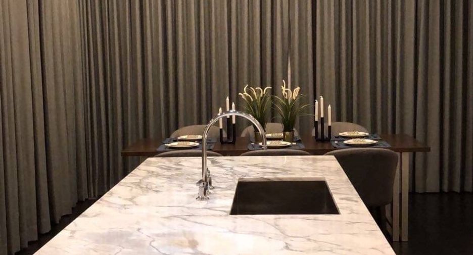 For rent 2 bedrooms condo in Sathon, Bangkok
