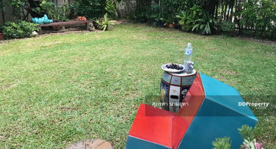 Haus zum Kauf mit 3 Zimmer in Bueng Kum, Bangkok