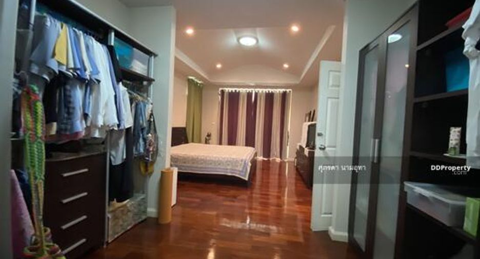 Haus zum Kauf mit 3 Zimmer in Bueng Kum, Bangkok