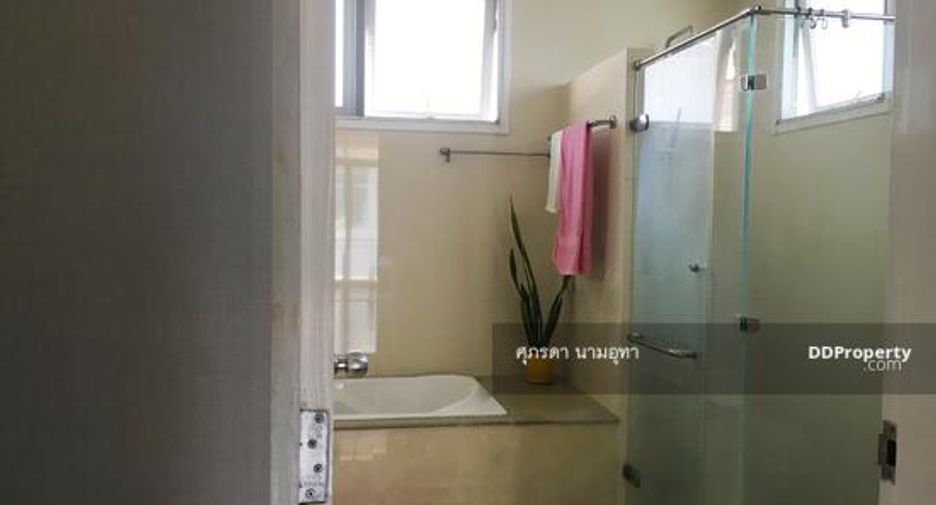 Haus zum Kauf mit 3 Zimmer in Bueng Kum, Bangkok