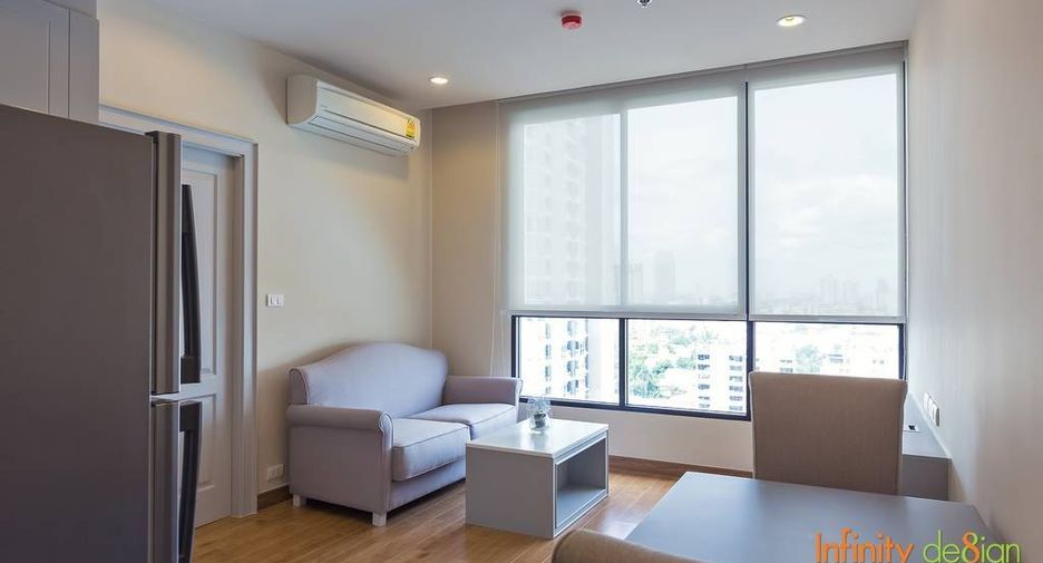 For rent 1 bed condo in Phaya Thai, Bangkok