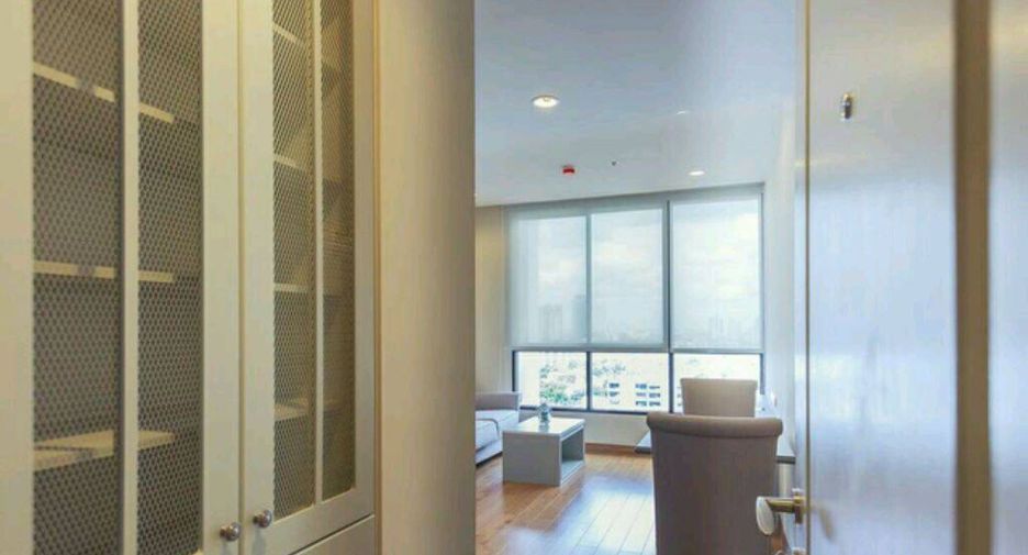 For rent 1 bed condo in Phaya Thai, Bangkok