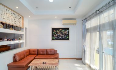 For sale 4 ベッドルーム house in Bang Kapi, Bangkok