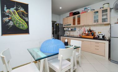 Haus zum Kauf mit 4 Zimmer in Bang Kapi, Bangkok
