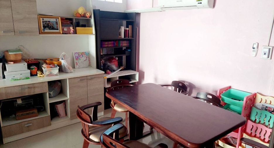 For sale 2 bedrooms house in Mueang Udon Thani, Udon Thani