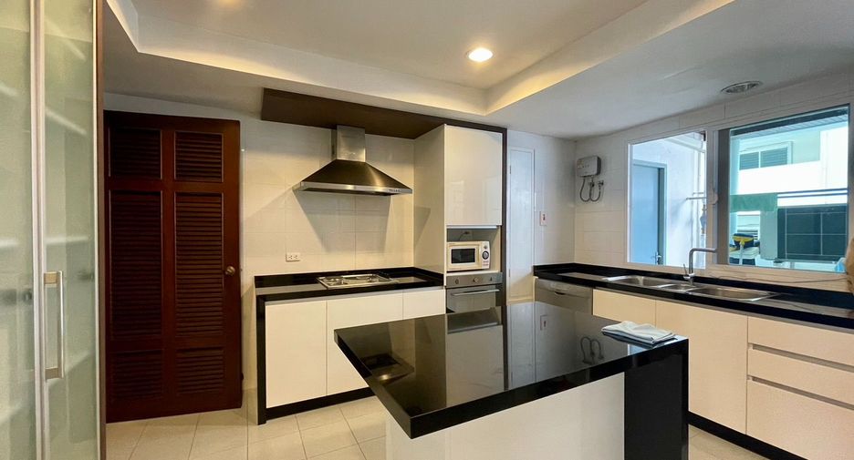 À louer 3 chambres appartement à Watthana, Bangkok