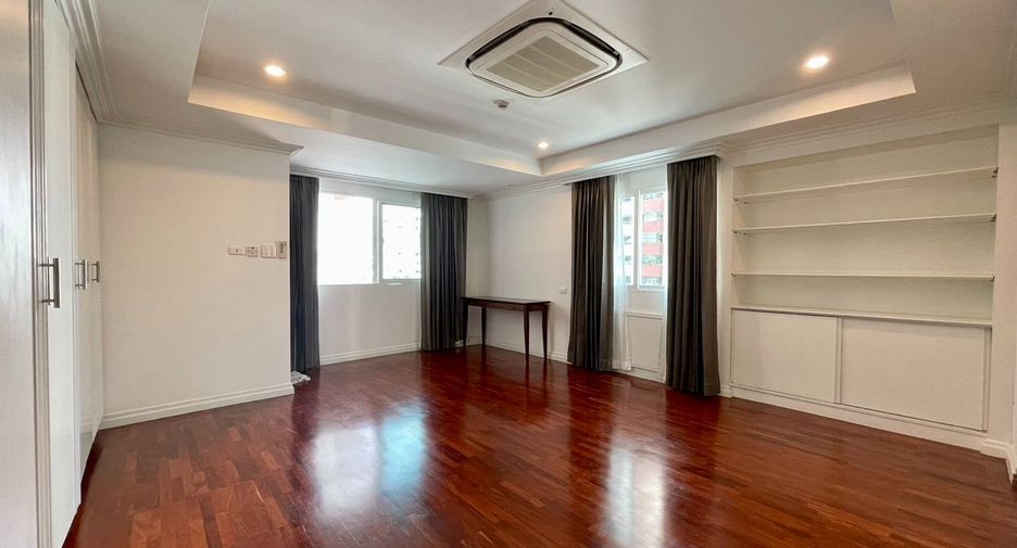 À louer 3 chambres appartement à Watthana, Bangkok