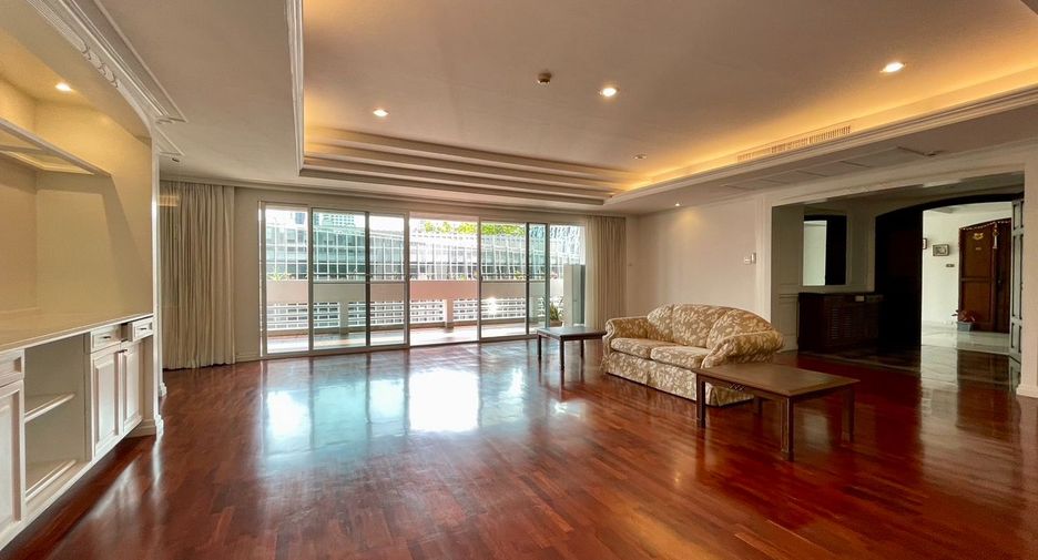 À louer 3 chambres appartement à Watthana, Bangkok