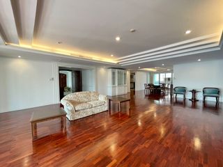 ให้เช่า 3 ห้องนอน อพาร์ทเม้นท์ ใน วัฒนา, กรุงเทพฯ