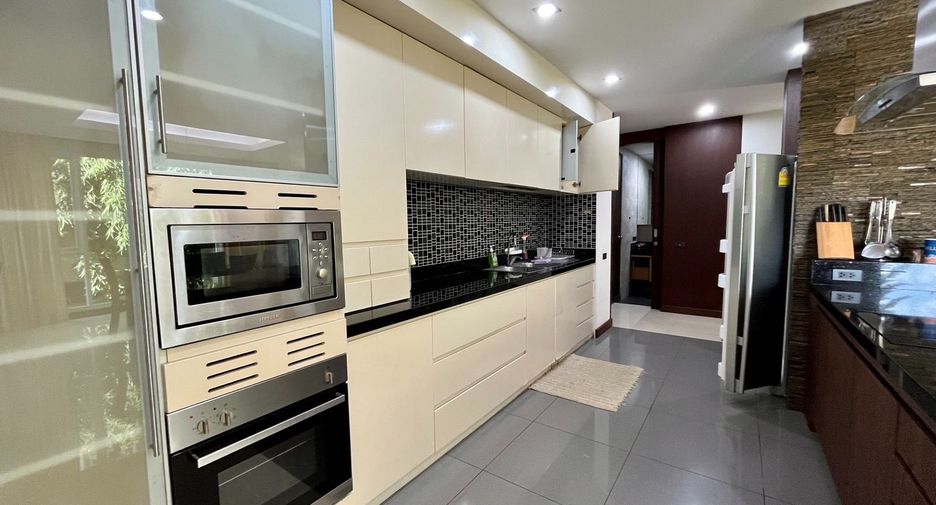 For sale 15 bedrooms condo in Mueang Phuket, Phuket