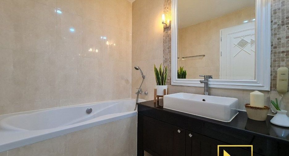 Apartamento en alquiler de 2 habitaciones en Watthana, Bangkok