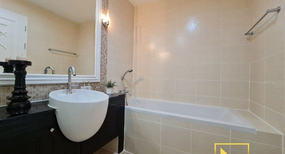 Apartamento en alquiler de 2 habitaciones en Watthana, Bangkok