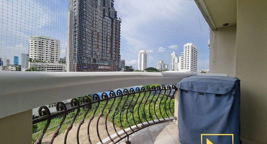 Apartamento en alquiler de 2 habitaciones en Watthana, Bangkok
