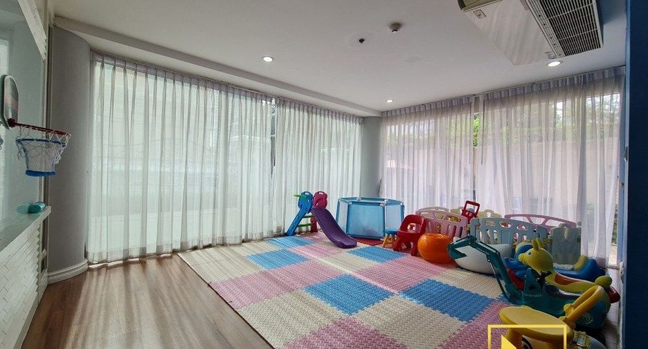 Apartamento en alquiler de 2 habitaciones en Watthana, Bangkok