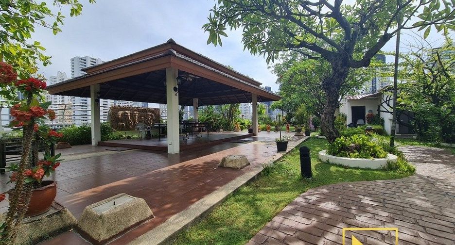 Apartamento en alquiler de 2 habitaciones en Watthana, Bangkok