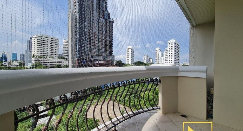 Apartamento en alquiler de 2 habitaciones en Watthana, Bangkok