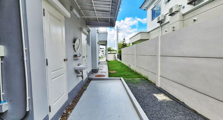 For sale 4 bedrooms house in Phasi Charoen, Bangkok