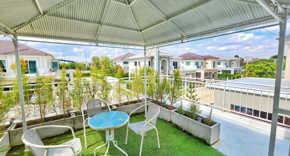 For sale 4 bedrooms house in Phasi Charoen, Bangkok