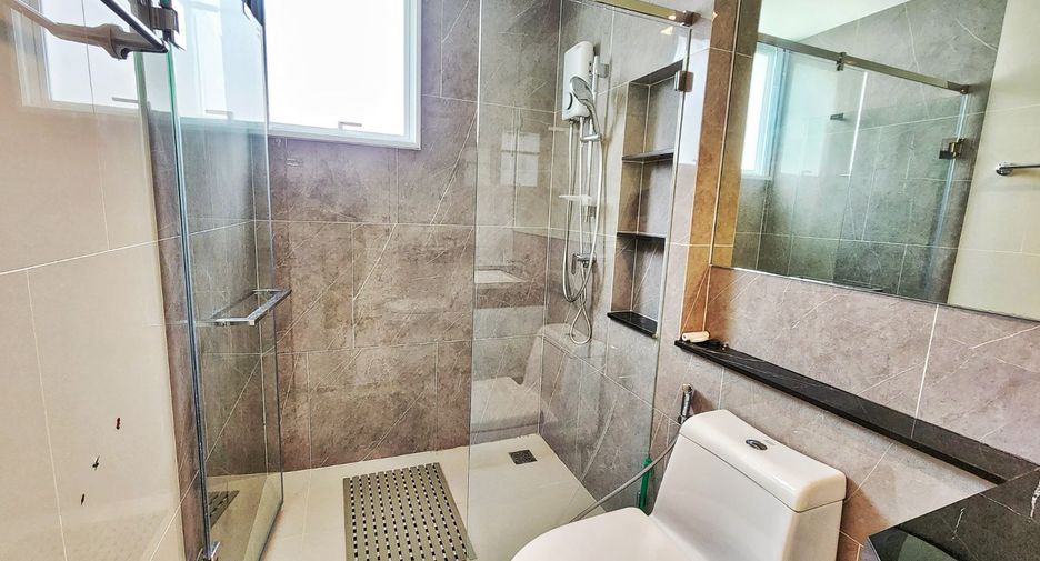 For sale 4 bedrooms house in Phasi Charoen, Bangkok