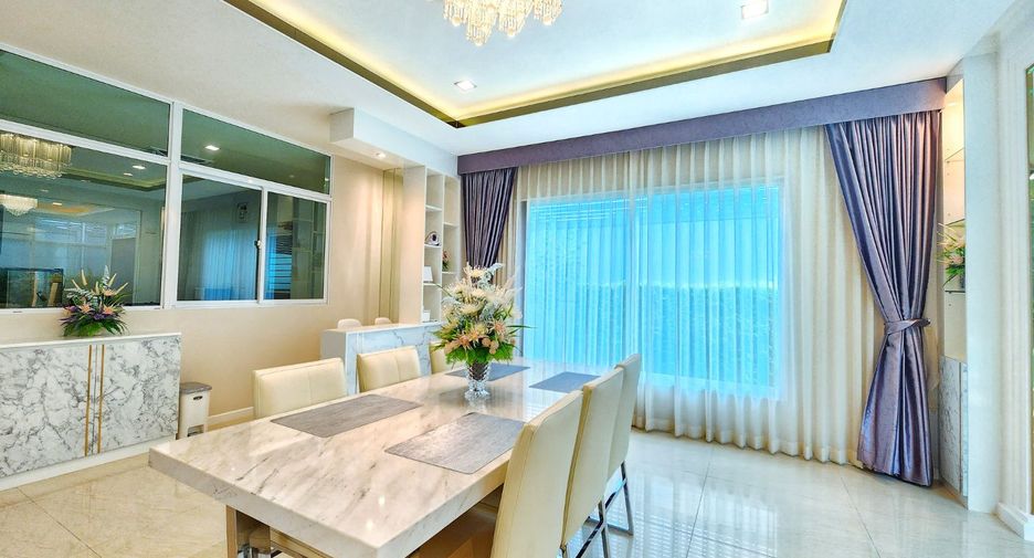 For sale 4 bedrooms house in Phasi Charoen, Bangkok