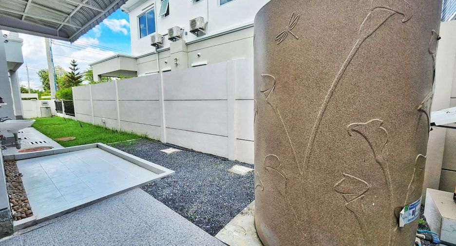 For sale 4 bedrooms house in Phasi Charoen, Bangkok
