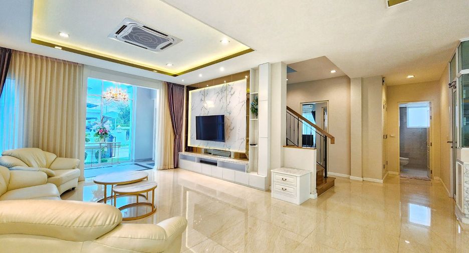 For sale 4 bedrooms house in Phasi Charoen, Bangkok