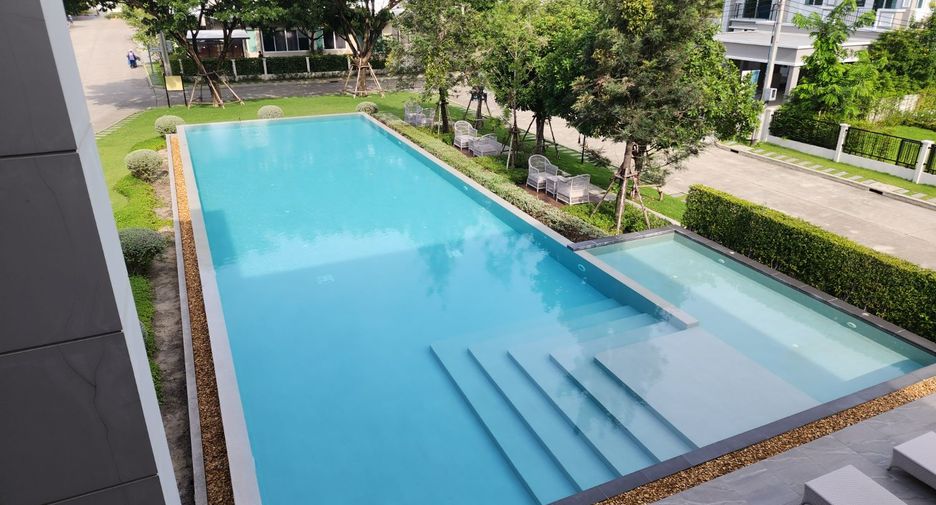 For sale 4 bedrooms house in Phasi Charoen, Bangkok