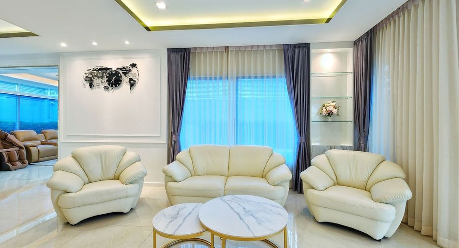For sale 4 bedrooms house in Phasi Charoen, Bangkok