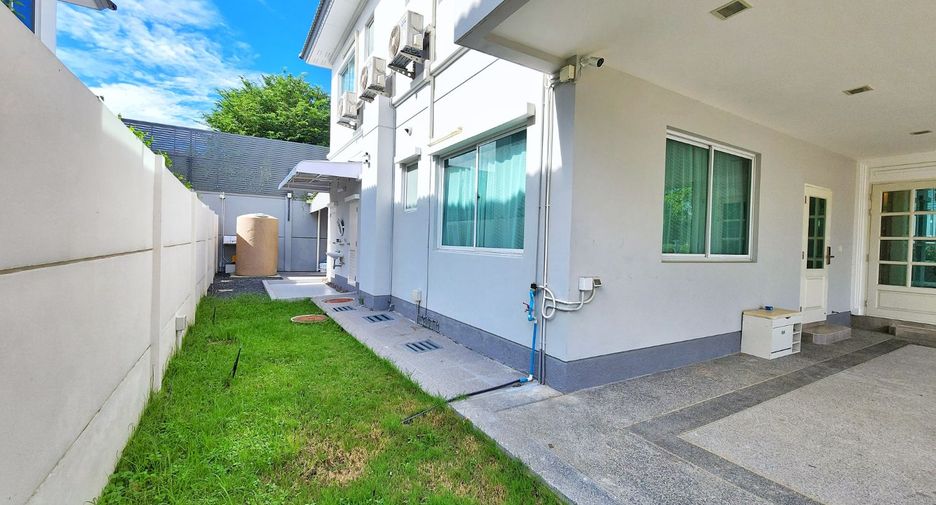 For sale 4 bedrooms house in Phasi Charoen, Bangkok