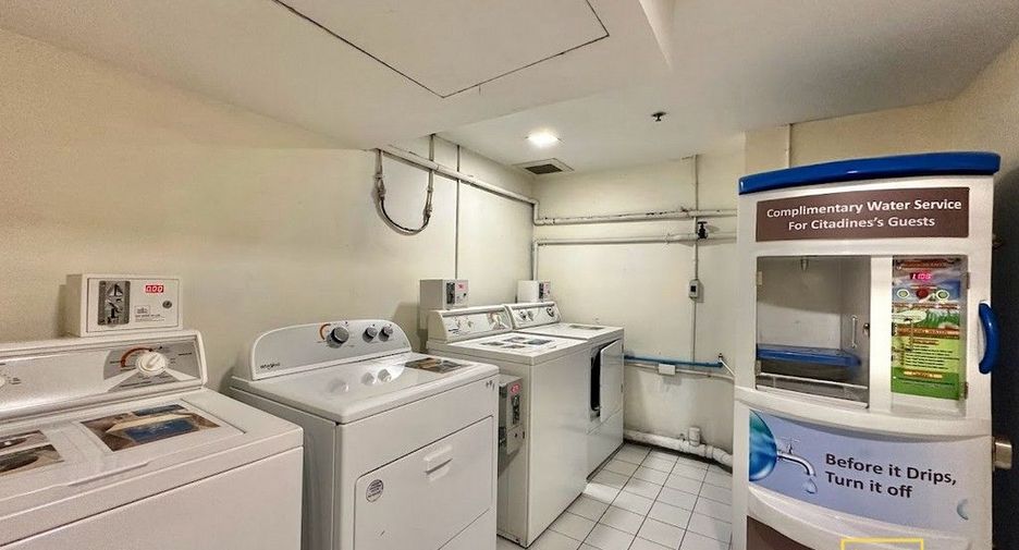 Condo en alquiler de 1 habitaciones en Khlong Toei, Bangkok