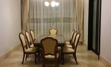Condo en alquiler de 3 habitaciones en Sathon, Bangkok