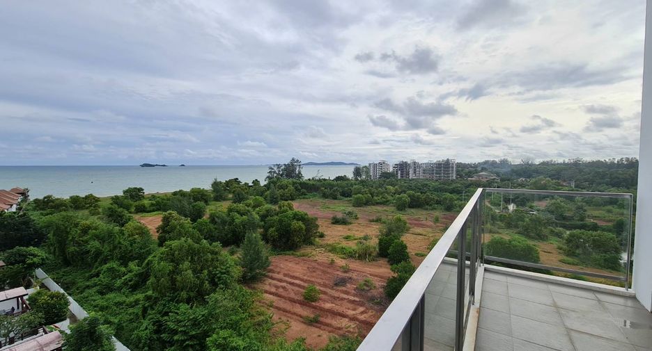出售 3 卧室 公寓式住宅 在 Klaeng, Rayong