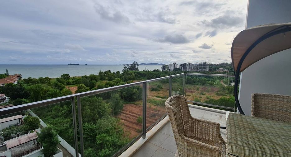 出售 3 卧室 公寓式住宅 在 Klaeng, Rayong