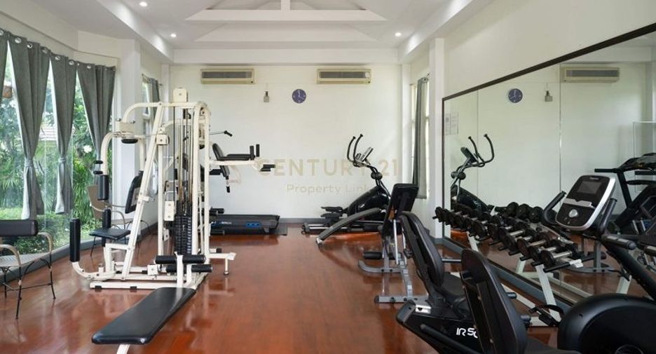 For sale 4 bedrooms house in Thawi Watthana, Bangkok