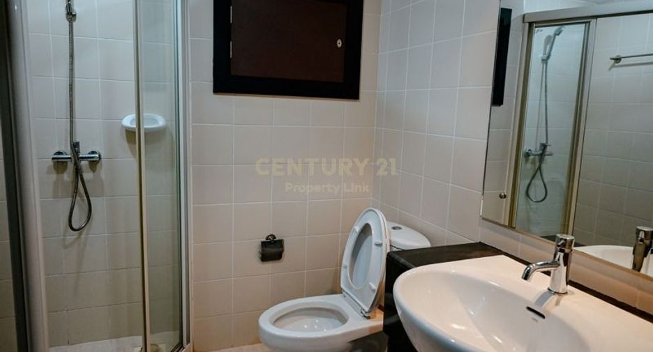 For sale 2 bedrooms condo in Phaya Thai, Bangkok