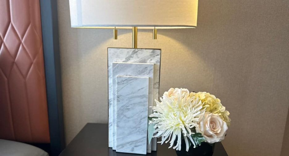 For rent and for sale 2 bedrooms condo in Watthana, Bangkok