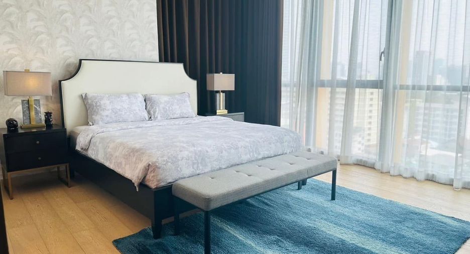 For rent and for sale 2 bedrooms condo in Watthana, Bangkok