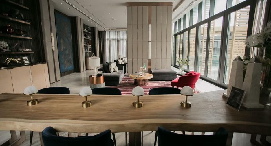 For rent and for sale 2 bedrooms condo in Watthana, Bangkok