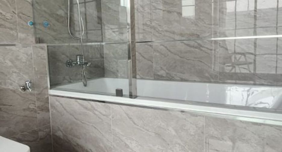 Villa zum Kauf mit 3 Zimmer in Bang Lamung, Chonburi