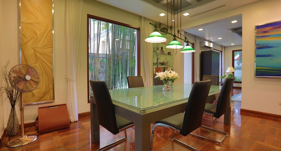 For rent 3 bedrooms house in Sattahip, Chonburi