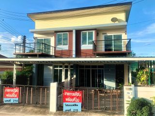 For sale 3 bed townhouse in Mueang Lamphun, Lamphun
