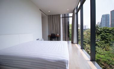 For rent 2 bedrooms condo in Khlong Toei, Bangkok