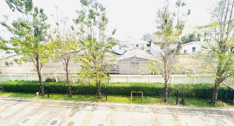 For rent 1 bed condo in Suan Luang, Bangkok