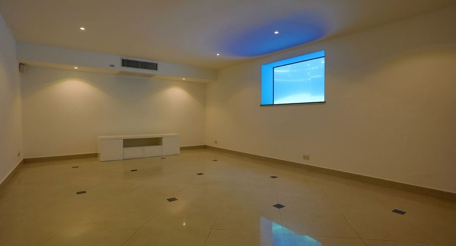 For sale 3 bed house in Bang Lamung, Chonburi