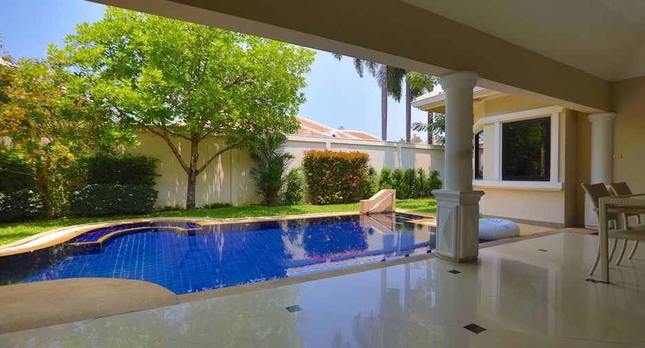For sale 3 bed house in Bang Lamung, Chonburi