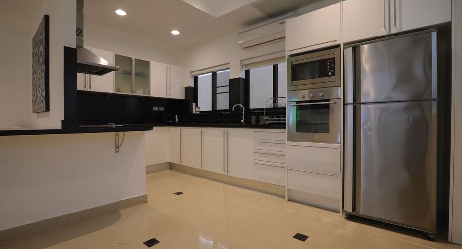 For sale 3 bed house in Bang Lamung, Chonburi