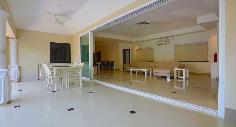 For sale 3 bed house in Bang Lamung, Chonburi