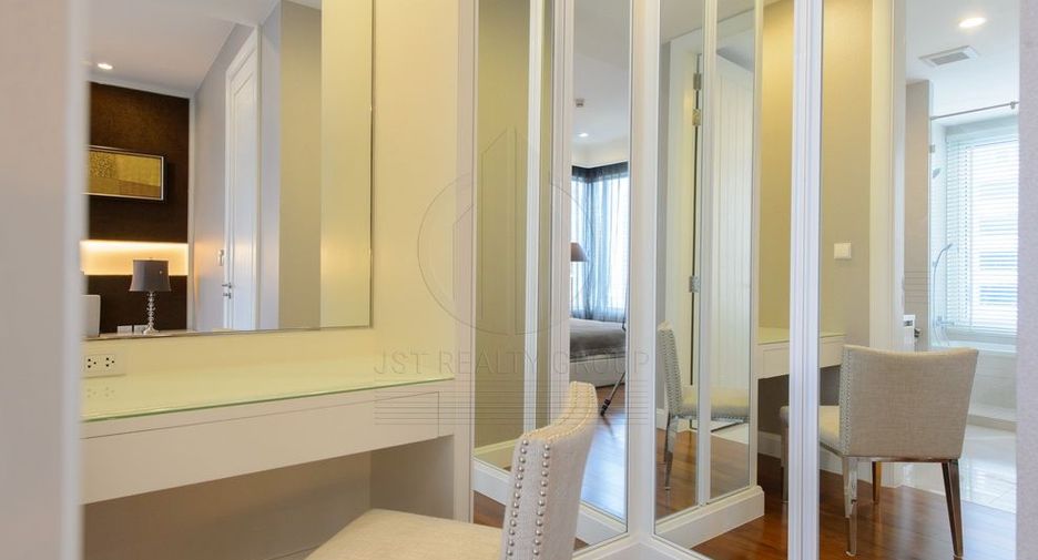 À vendre 2 chambres condo à Pathum Wan, Bangkok