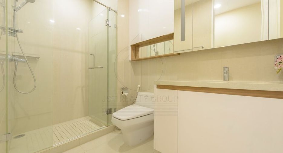 À vendre 2 chambres condo à Pathum Wan, Bangkok