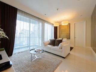 À vendre 2 chambres condo à Pathum Wan, Bangkok